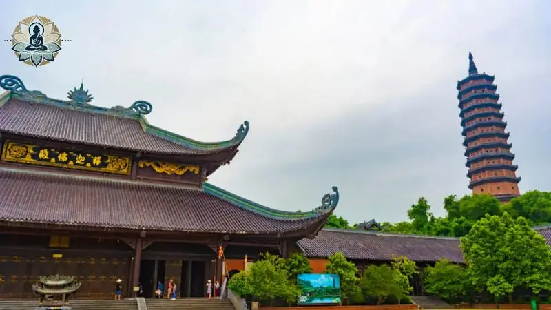 Những địa điểm tham quan trong chùa Bái Đính 4