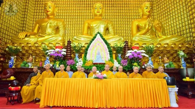 Một số lưu ý khi tham gia lễ Phật thành đạo