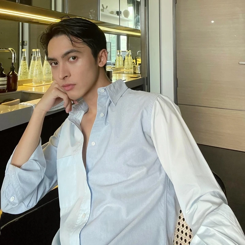 Công Dương là cái tên thu hút sự chú ý trong làng giải trí với các vai diễn ấn tượng