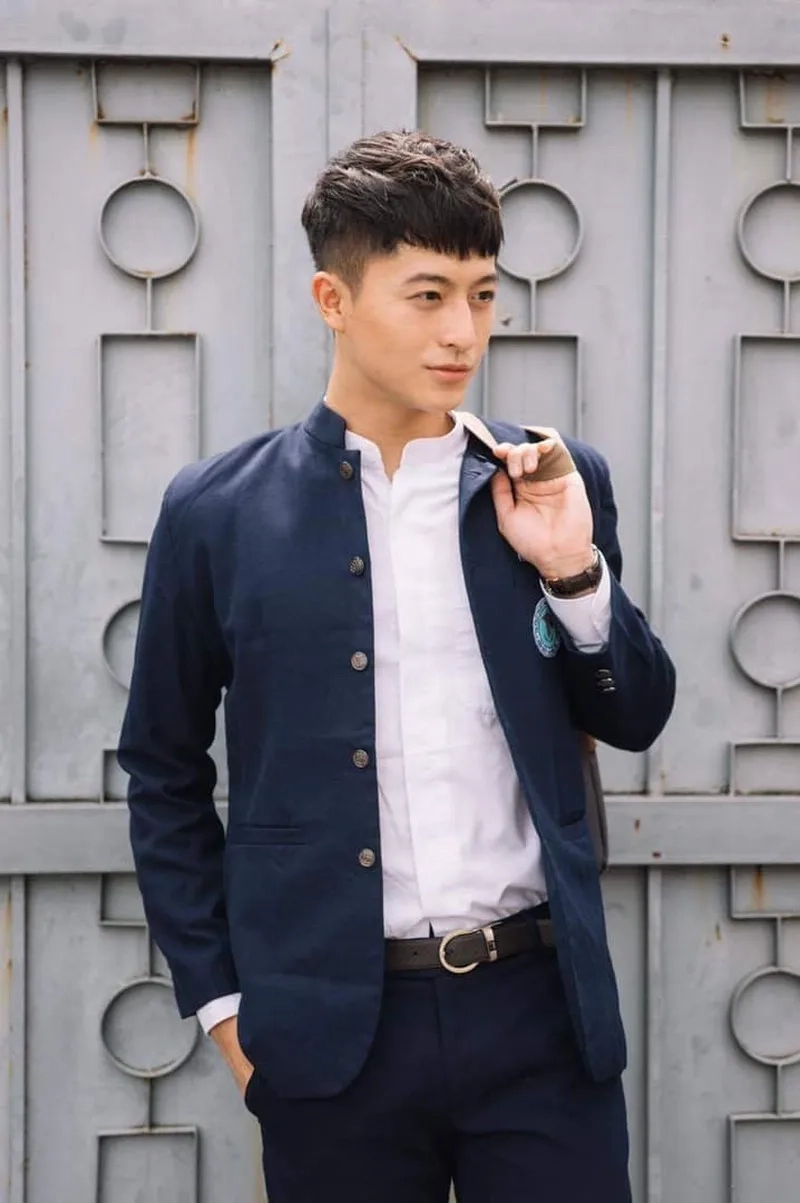 Harry Lu chơi bóng rổ – Chàng trai tài năng không chỉ giỏi diễn xuất mà còn đam mê thể thao